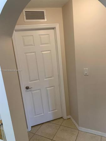 Venetia Gardens South, Homestead, Florida 33035, image 2