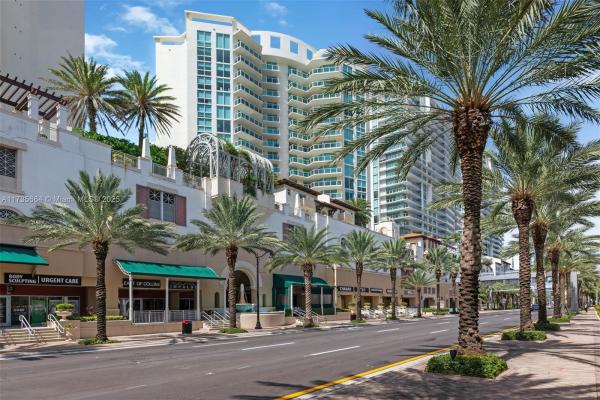 St Tropez On The Bay, 250 Sunny Isles Blvd #3-1402, Sunny Isles Beach, Florida 33160, image 1