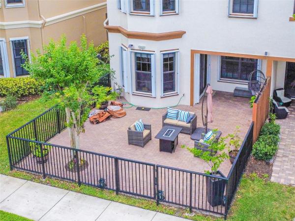 Wellington Parc, 10139 Wellington Parc Dr, Wellington, Florida 33449, image 3