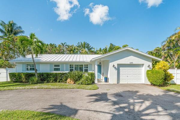 Mission Hill, 3285 Churchill Dr, Boynton Beach, Florida 33435, image 1