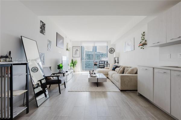 Brickell Heights West, 55 SW 9th St #3005, Miami, Florida 33130, image 1