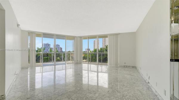 Hamptons West, 20281 E Country Club Dr #407, Aventura, Florida 33180, image 1