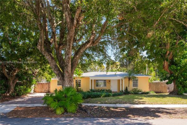 Beverly Gardens, 8045 SW 62nd Pl, South Miami, Florida 33143, image 1
