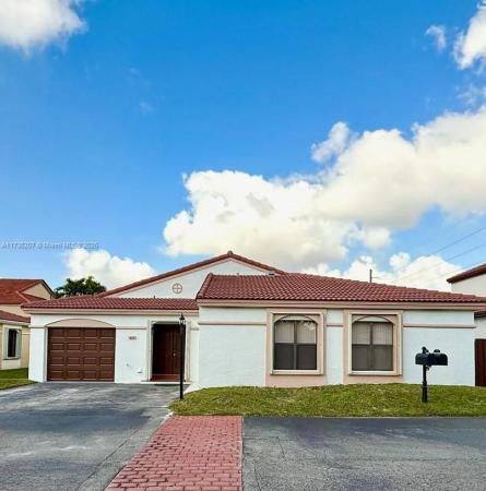 Poinciana Pointe, 420 SW 88th Ct, Fountainebleau, Florida 33174, image 1