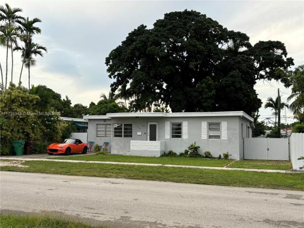 Robins Heights, 121 W 42nd St, Hialeah, Florida 33012, image 1
