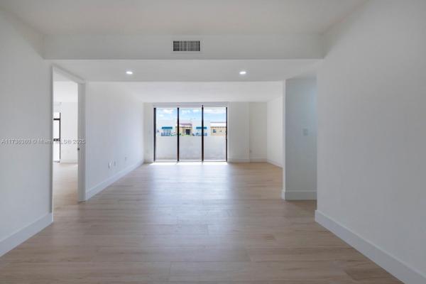 Biltmore 2, 600 Biltmore Way #516, Coral Gables, Florida 33134, image 1