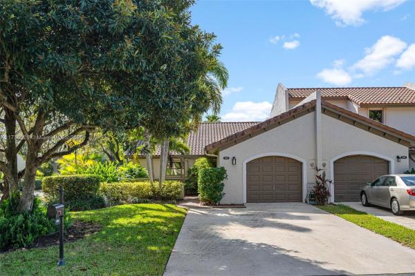 Kings Court West, 11392 SW 86th Ln #11392, Kendall, Florida 33173, image 1
