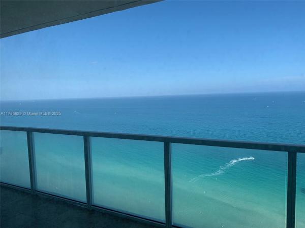 La Perla, 16699 Collins Ave #3403, Sunny Isles Beach, Florida 33160, image 1