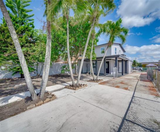 Kings Gardens, 19405 NW 47th Ave, Miami Gardens, Florida 33055, image 1