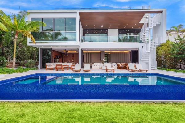 Biscayne Point, 1785 Cleveland Rd, Miami Beach, Florida 33141, image 1