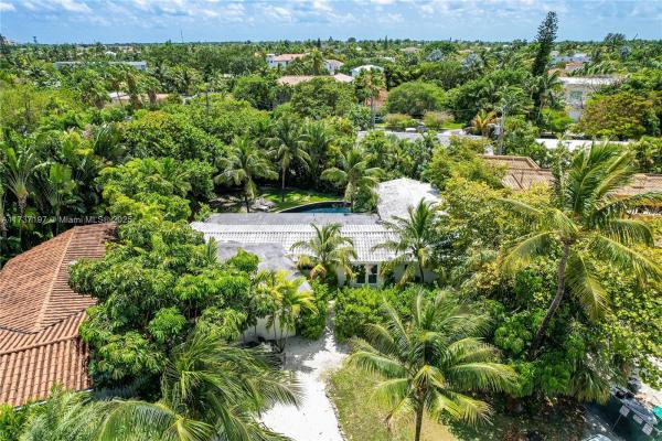 Tropical Isle Homes, 385 Harbor Ct, Key Biscayne, Florida 33149, image 1