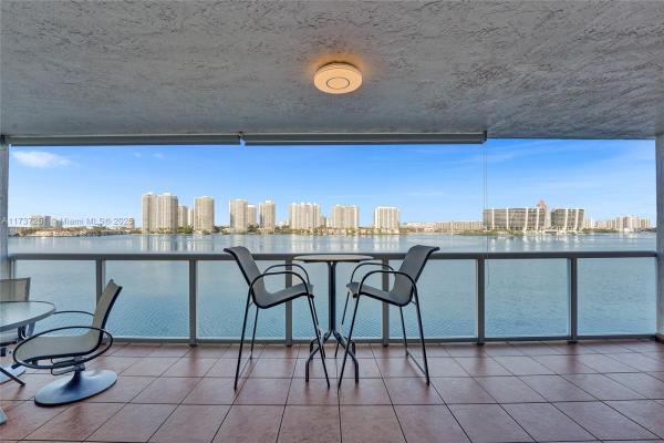 Le Maisonneuve, 17700 N Bay Rd #608, Sunny Isles Beach, Florida 33160, image 1