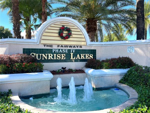 Sunrise Lakes 4, 2601 N Nob Hill Rd #401, Sunrise, Florida 33322, image 1