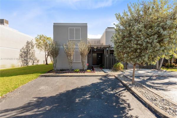 Villas Lakes, 1449 NW 113th Way #1449, Pembroke Pines, Florida 33026, image 1