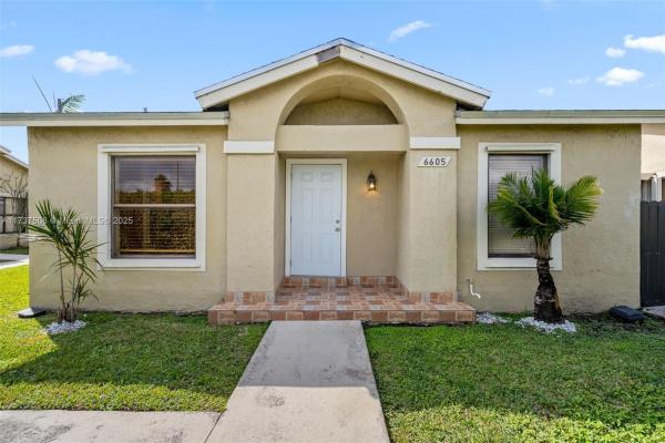 6605 SW 152nd Ct #05-40, Miami, Florida 33193, image 1