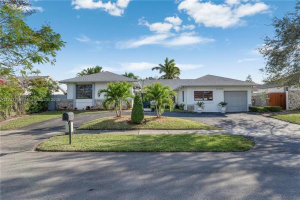 11724 SW 95th St, Miami, Florida 33186, image 1