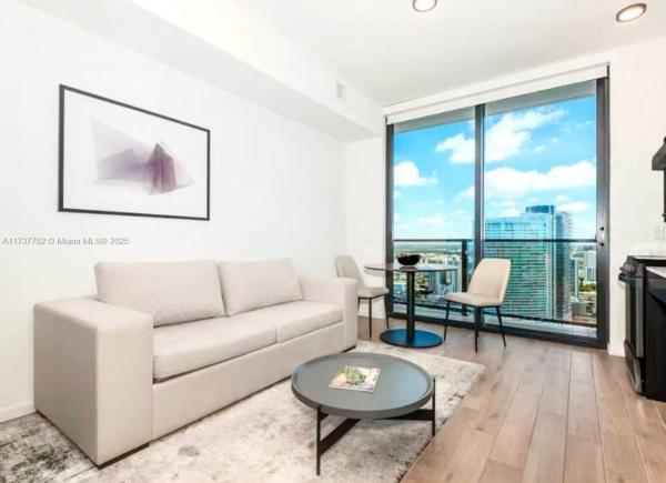 Miami, Florida 33132, image 1