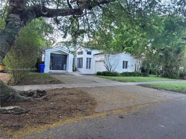 A J Daino, 4058 Park Ave, Miami, Florida 33133, image 1