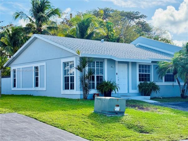 Cutler Creek Club, 10366 SW 205th Ter #10366, Cutler Bay, Florida 33189, image 1