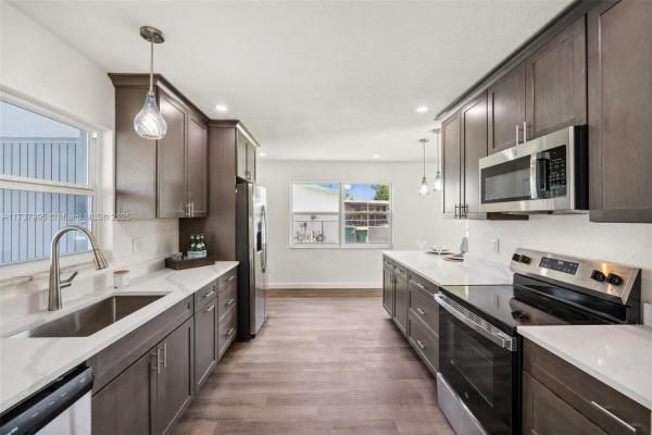 Golden Gate, 4296 18th Place Sw, Naples, Florida 34116, image 1
