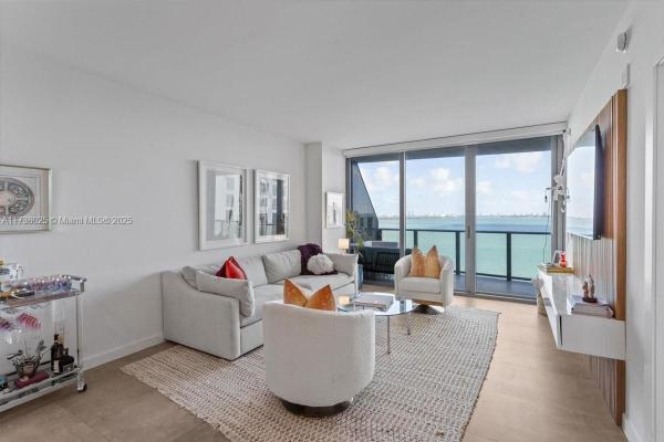 Icon Bay, 460 NE 28th St #706, Miami, Florida 33137, image 3