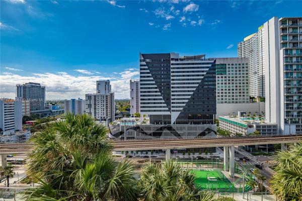 Rise Brickell City Centre, 88 SW 7th St #806, Miami, Florida 33130, image 1