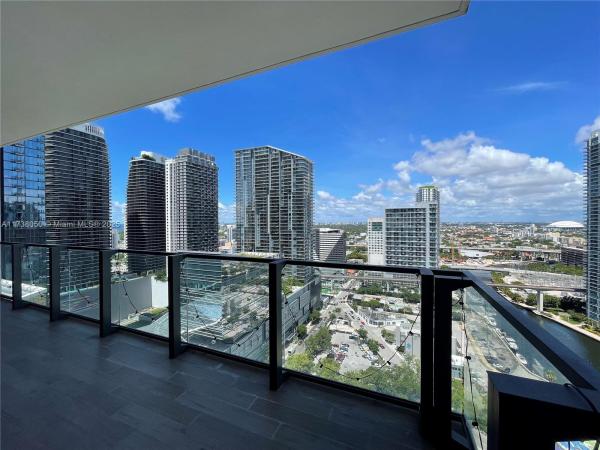 Reach Brickell City Centre, 68 SE 6th St #2408, Miami, Florida 33131, image 1