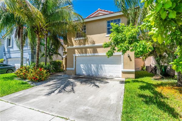 Gardens At Huntington, 15260 SW 46th Ct, Miramar, Florida 33027, image 1