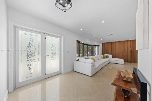 Hollywood Lakes, 1144 Adams St, Hollywood, Florida 33019, image 1