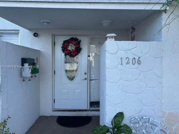 Tam O'Shanter Villas, 1206 Seaview #1206, North Lauderdale, Florida 33068, image 1