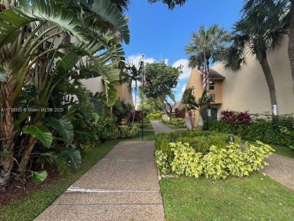 Deerfield Pines North, 959 SE 2nd Ave #229, Deerfield Beach, Florida 33441, image 2