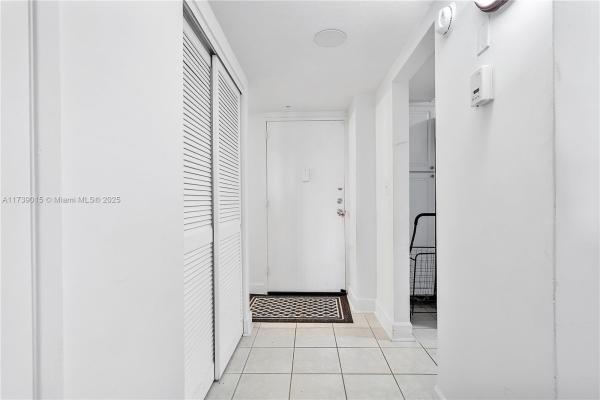 Oceanview B, 19380 Collins Ave #1510, Sunny Isles Beach, Florida 33160, image 3
