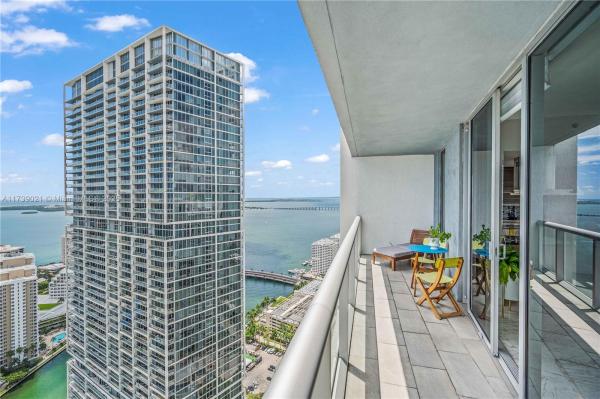 Icon Brickell Tower 3, 485 Brickell Ave #4402, Miami, Florida 33131, image 1