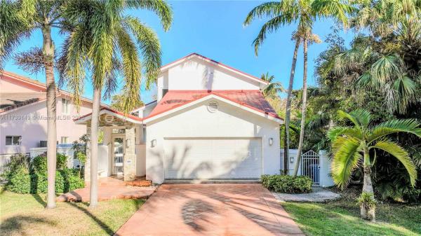 Golden Beach, 371 Golden Beach Dr, Golden Beach, Florida 33160, image 1