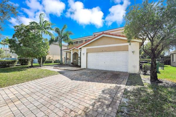 Sport Acres, 836 NW 204th St, Miami Gardens, Florida 33169, image 2