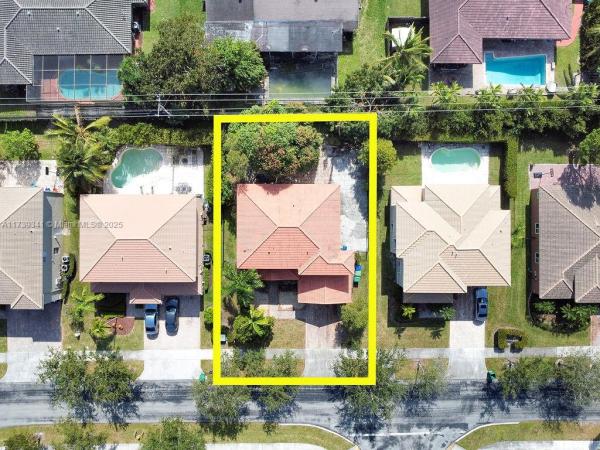 Sport Acres, 836 NW 204th St, Miami Gardens, Florida 33169, image 3