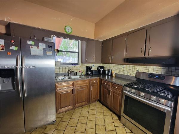 Riverland Village, 3241 SW 20th Ct, Fort Lauderdale, Florida 33312, image 1