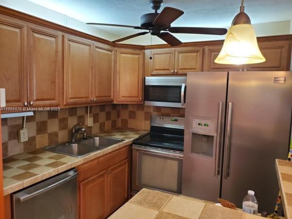 275 Windsor L #275, West Palm Beach, Florida 33417, image 1