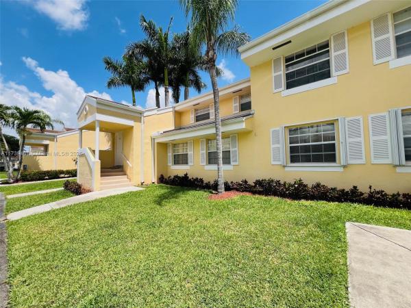Centergate, 2203 SE 27th Dr #102, Homestead, Florida 33035, image 1