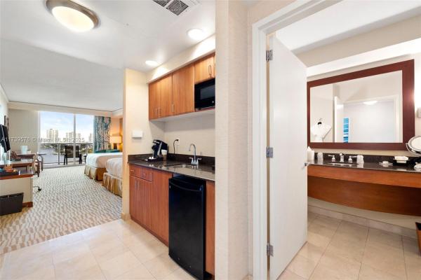 Trump International Beach Resort, 18001 Collins Ave #1003, Sunny Isles Beach, Florida 33160, image 1