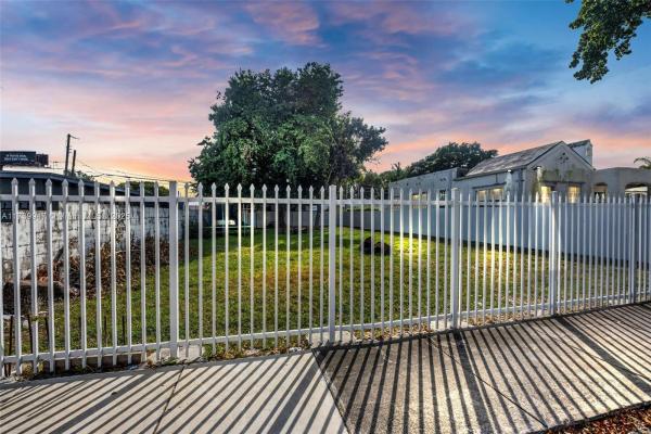 Bay Vista Park, 728 NW 47th Ter, Miami, Florida 33127, image 1
