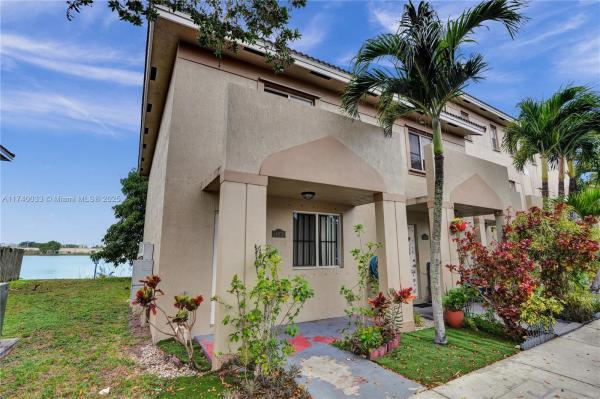 Lake Vue Villas, 14078 NW 17th Ave #14078, Opa-Locka, Florida 33054, image 1