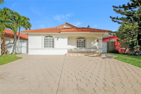 Golden Eagle Estates, 12685 NW 99th Pl, Hialeah Gardens, Florida 33018, image 1