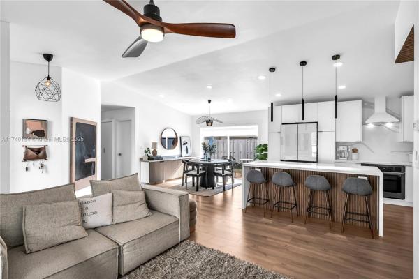 Laguna, 12748 NW 15th St, Sunrise, Florida 33323, image 1