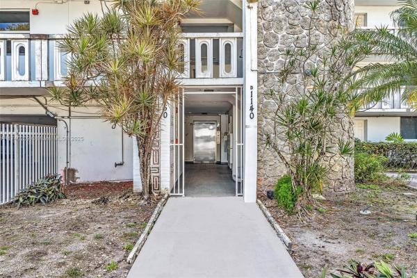 Riviera, 1140 NE 191st St #25, Ojus, Florida 33179, image 1