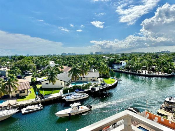 Waterside Towers, 2450 NE 135th St #503, North Miami, Florida 33181, image 1