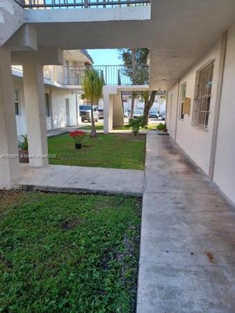Greentree, 6821 SW 129th Ave #3, Kendale Lakes, Florida 33183, image 3