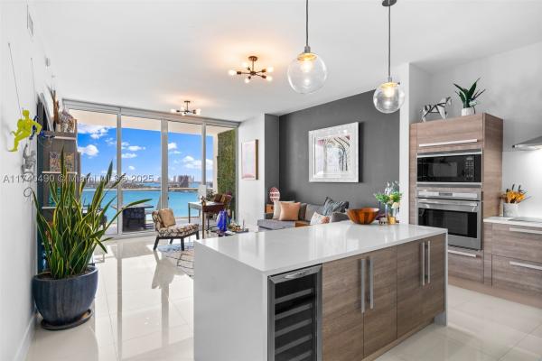 Paramount Bay, 2020 N Bayshore Dr #1708, Miami, Florida 33137, image 1