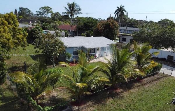 Plantation Village, 1660 W Breezy Ln, West Palm Beach, Florida 33417, image 1