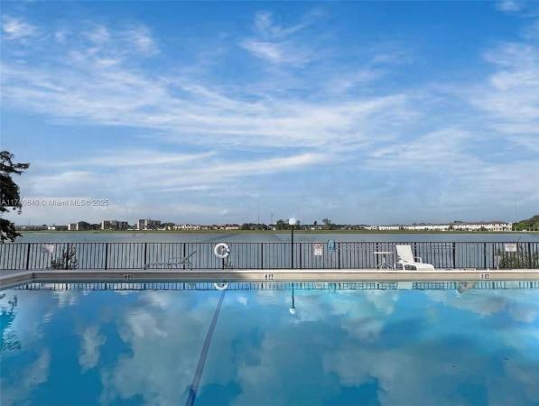 Summertree Village, 511 Ives Dairy Rd #102-6, Ives Estates, Florida 33179, image 3